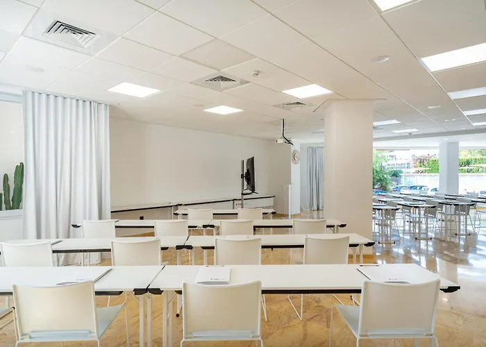 Готель Thb Maria Isabel - Adults Only 4*