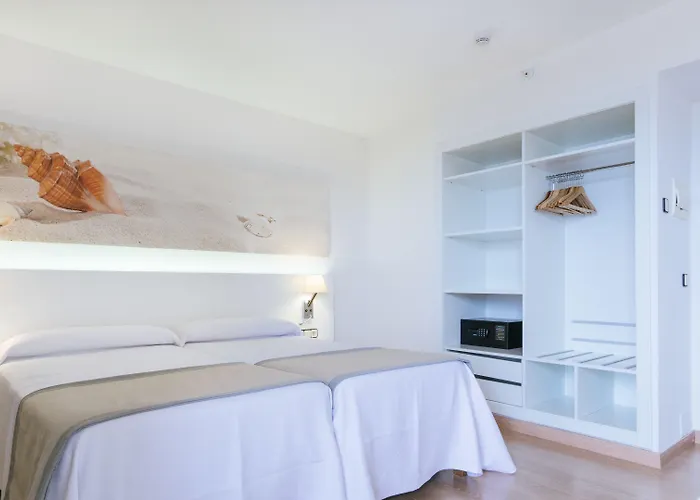 ホテル Thb Maria Isabel - Adults Only 4*